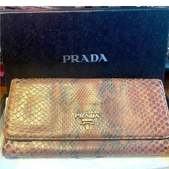 LIVE SHARE SHOW! No Forced Low Starts to Run Your Items! - Picture 7 of 16